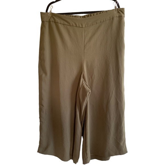 Madewell woman’s plus Sz 2X olive color cropped wide leg pants with pockets - Picture 2 of 11